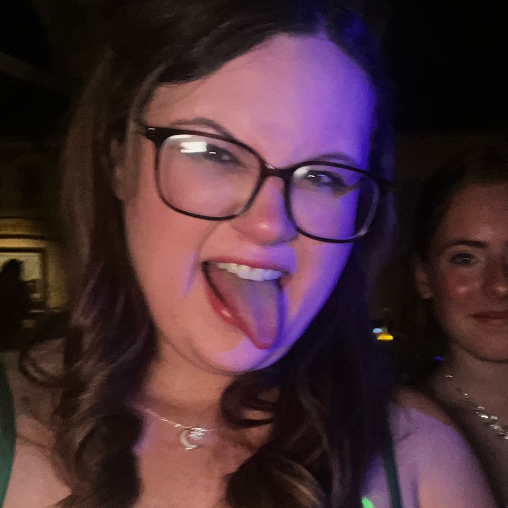 Meet your Posher, Alessa